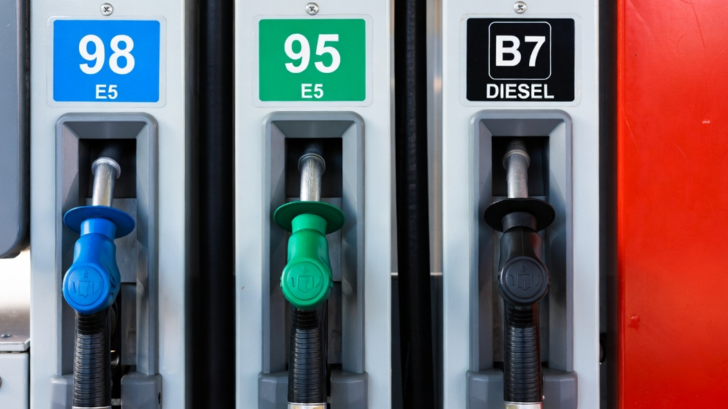 ilustracja diesel a benzyna
